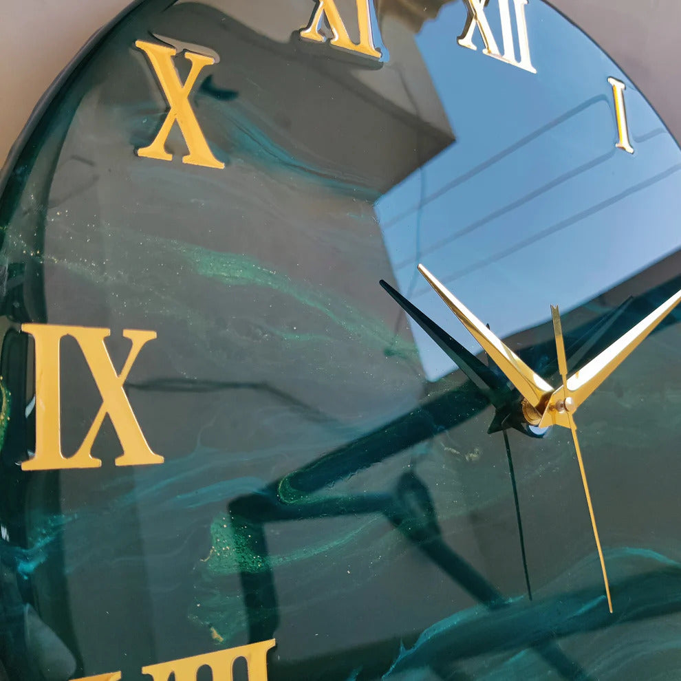 Royal Emerald Tide Luxury Epoxy Wall Clock – Gold Roman Numerals